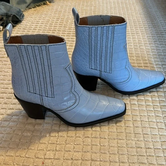 NEW Ganni blue cowboy cowgirl boots size 39 8.5-9 - Picture 1 of 6
